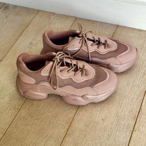 ASOS DESIGN Divine chunky sneakers